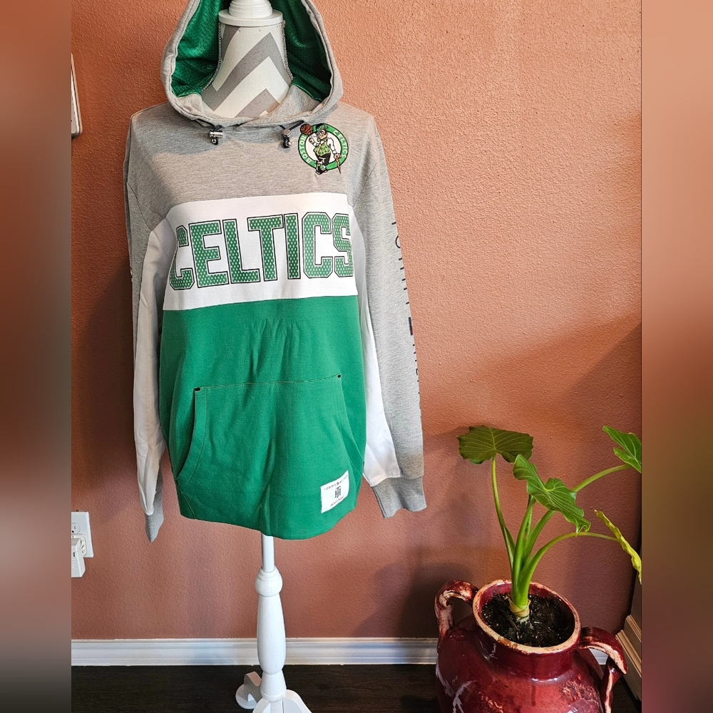 Boston Celtics Sweater